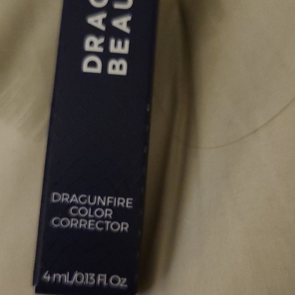 Color corrector - Picture 2 of 5